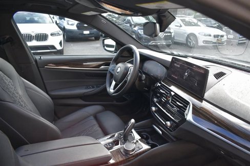 Used 2023 BMW 530i xDrive w/ Premium Package image 20