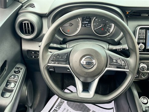 Used 2021 Nissan Kicks S image 20