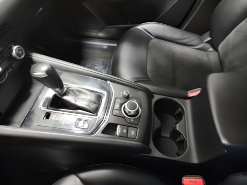Used 2018 MAZDA CX-5 Touring image 28