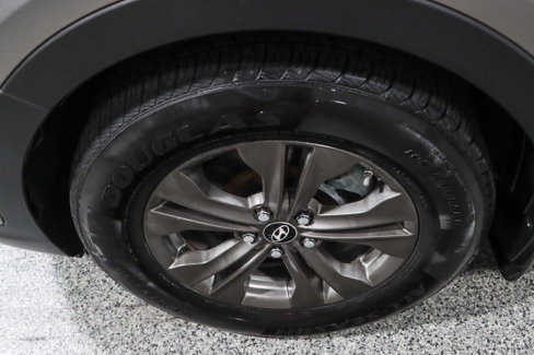 Used 2017 Hyundai Santa Fe Sport image 11