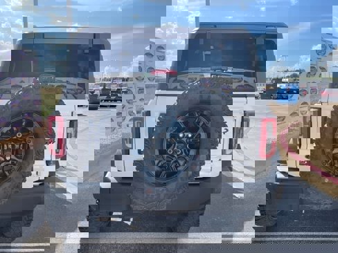 Certified 2024 Ford Bronco Wildtrak image 5