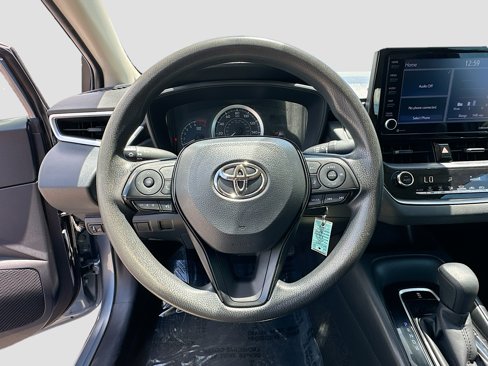 Used 2022 Toyota Corolla LE image 11