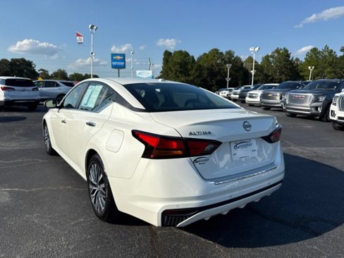 Used 2023 Nissan Altima 2.5 SV image 5