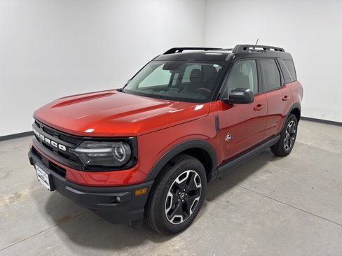 Used 2024 Ford Bronco Sport Outer Banks image 7