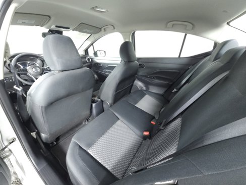 Used 2020 Nissan Versa S image 21
