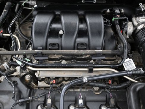 Used 2017 Ford Taurus SE image 36