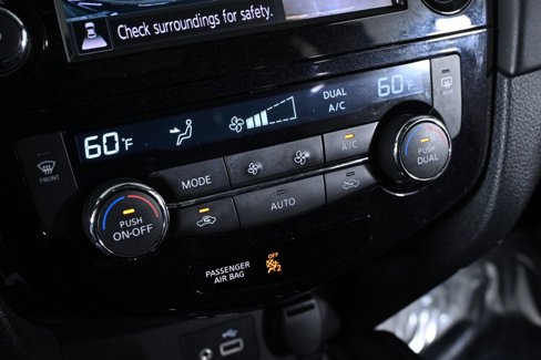 Used 2020 Nissan Rogue SL w/ Premium Package image 20