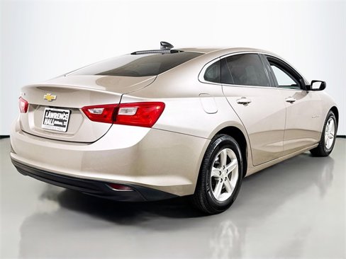 Used 2022 Chevrolet Malibu LS w/ LPO, Convenience Package 2 image 4