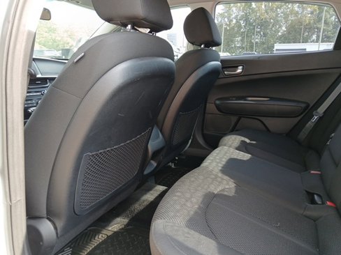 Used 2020 Kia Optima LX image 17