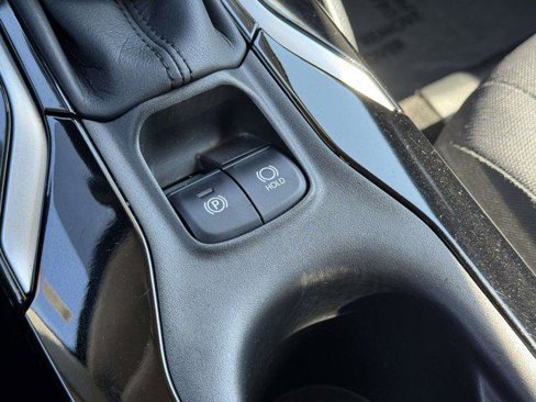 Certified 2020 Toyota Corolla LE image 27