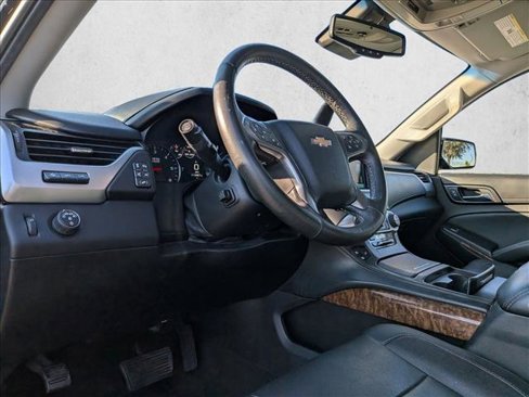 Used 2016 Chevrolet Suburban LTZ image 9
