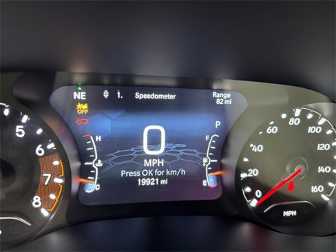 Used 2022 Jeep Compass Limited image 4