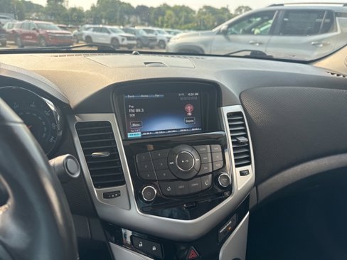 Used 2013 Chevrolet Cruze LT w/ RS Package image 15