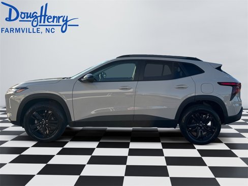 New 2026 Chevrolet Trax ACTIV image 2