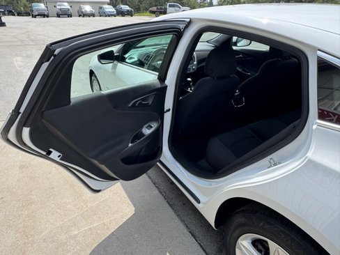 Used 2023 Chevrolet Malibu LT w/ Driver Confidence Package image 23