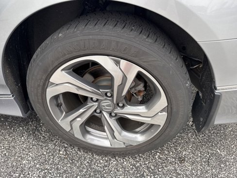 Used 2019 Honda Accord EX image 24