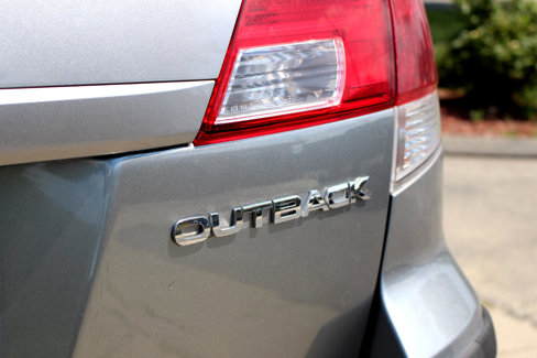 Used 2011 Subaru Outback 2.5i Limited image 42