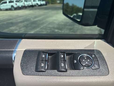 Used 2018 Ford F150 XLT image 27