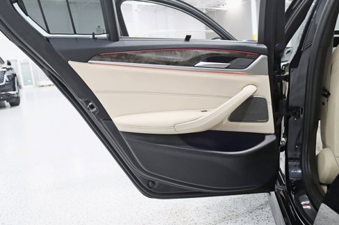 Used 2023 BMW 530i xDrive w/ Executive Package image 38
