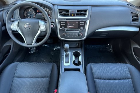 Used 2018 Nissan Altima 2.5 S w/ S Convenience Package image 15