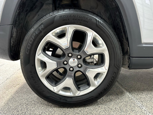 Used 2017 Jeep Compass Limited image 71