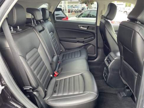Used 2021 Ford Edge SEL image 23