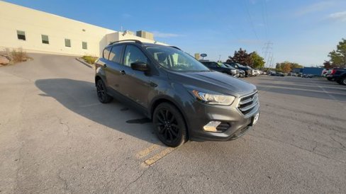 Certified 2018 Ford Escape SE w/ SE Sport Appearance Package image 2