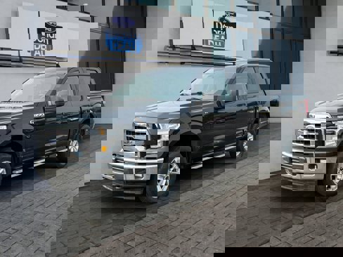 Used 2017 Ford F150 XLT image 7