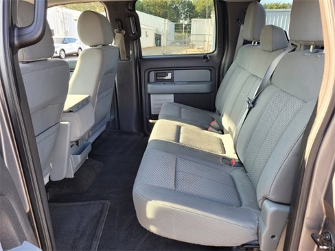 Used 2013 Ford F150 XLT w/ XLT Chrome Pkg image 8