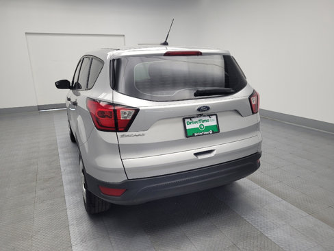 Used 2019 Ford Escape S image 6
