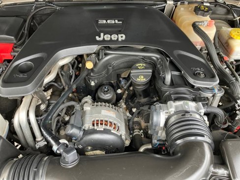 Used 2019 Jeep Wrangler Unlimited Sport S image 15