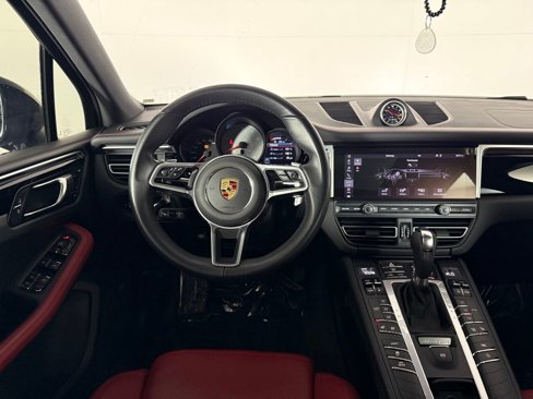 Certified 2021 Porsche Macan S image 20
