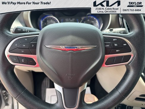 Used 2021 Chrysler Voyager Lxi image 20