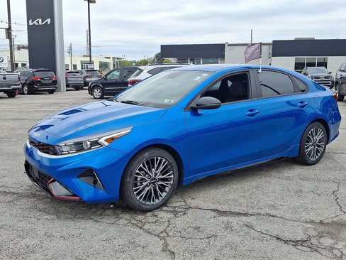Used 2023 Kia Forte GT-Line w/ GT-Line Premium Package image 3