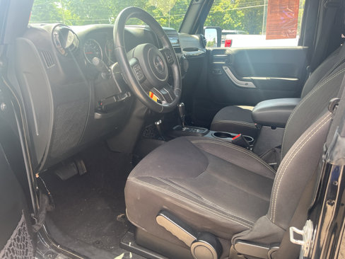 Used 2015 Jeep Wrangler Sahara w/ Connectivity Group image 6