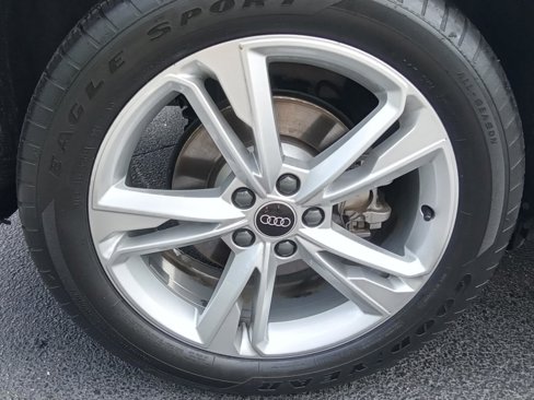 Certified 2023 Audi Q3 2.0T Premium Plus w/ Premium Plus Package image 11