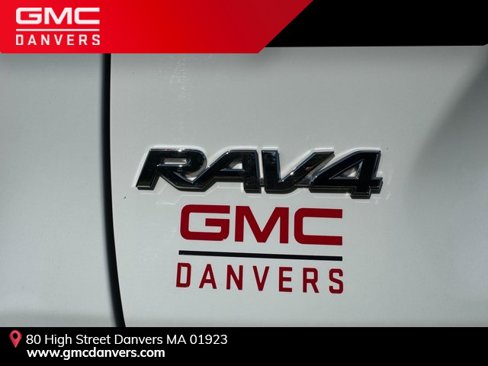 Used 2019 Toyota RAV4 XLE image 9