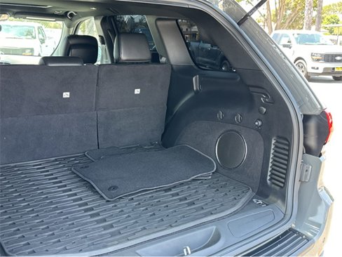 Used 2019 Jeep Grand Cherokee Altitude image 21