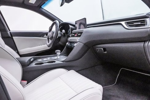 Certified 2025 Genesis G70 2.5T w/ Sport Prestige Package image 13