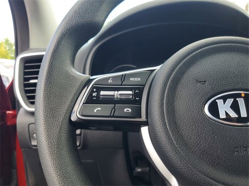 Certified 2022 Kia Sportage LX image 16