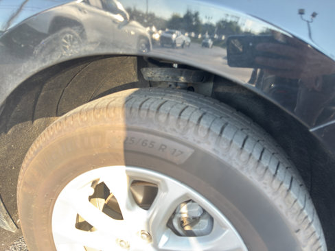 Used 2020 Chevrolet Equinox LT w/ LPO, Floor Liner Package image 9