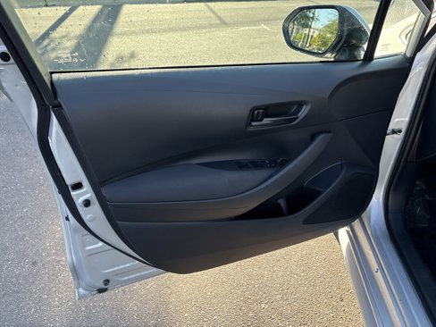 Used 2024 Toyota Corolla LE image 15