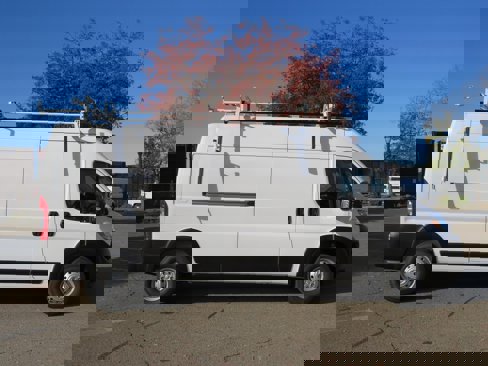 New 2023 RAM ProMaster 2500 w/ Convenience Group image 13