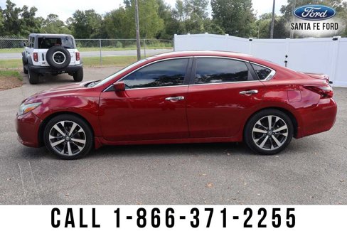 Used 2017 Nissan Altima 2.5 SR image 3
