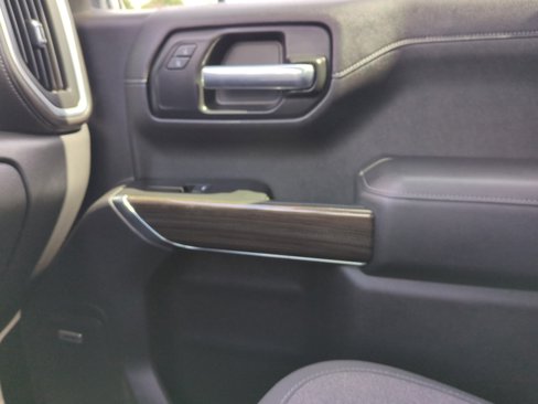 Used 2020 Chevrolet Silverado 1500 RST w/ All-Star Edition image 16