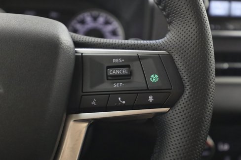 Used 2024 Mitsubishi Outlander SE image 19