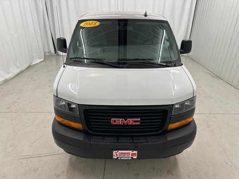 Used 2023 GMC Savana 2500 Extended w/ Driver Convenience Package image 3