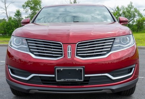 Used 2018 Lincoln MKX Premiere image 3