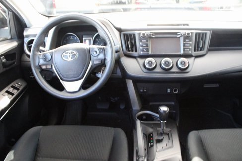 Used 2017 Toyota RAV4 LE image 2