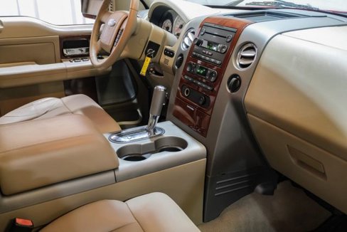 Used 2007 Ford F150 Lariat image 25